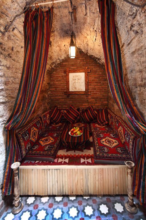 Divalis Hotel Istanbul Exteriör bild